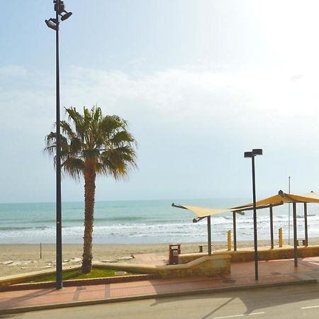 Fuengirola, Primera Linea De Playa Esterno foto